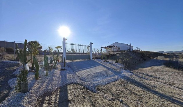 Brukt - Villa -
Fortuna - Inland