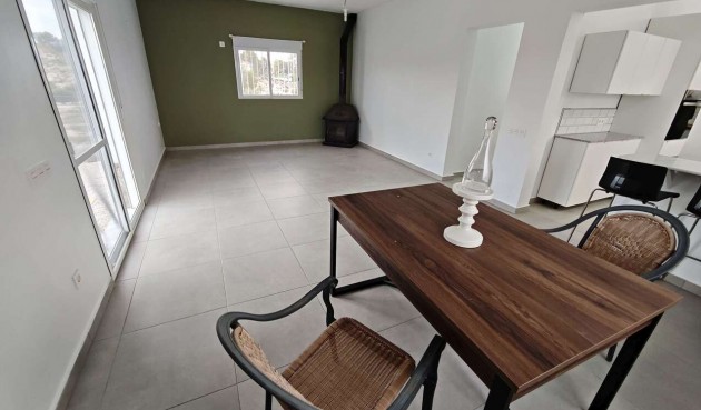 Brukt - Villa -
Fortuna - Inland