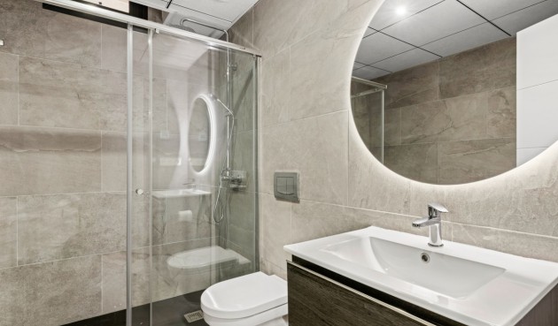 Brukt - Villa -
Cabo Roig - Costa Blanca