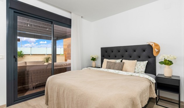 Brukt - Villa -
Cabo Roig - Costa Blanca