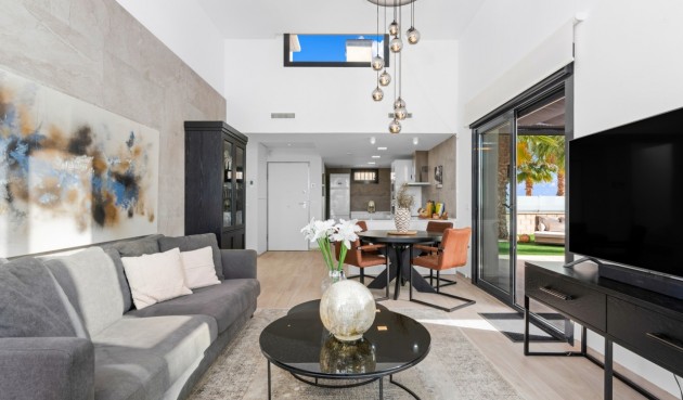 Brukt - Villa -
Cabo Roig - Costa Blanca