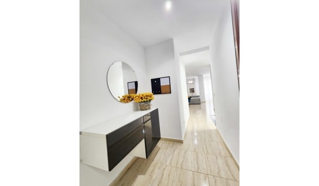 Brukt - Apartment -
Torrevieja - Playa del Cura