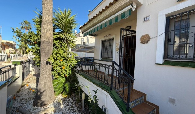 Brukt - Semi Detached -
Orihuela Costa - Playa Flamenca