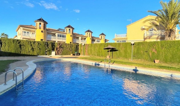 Brukt - Town House -
Orihuela Costa - Costa Blanca