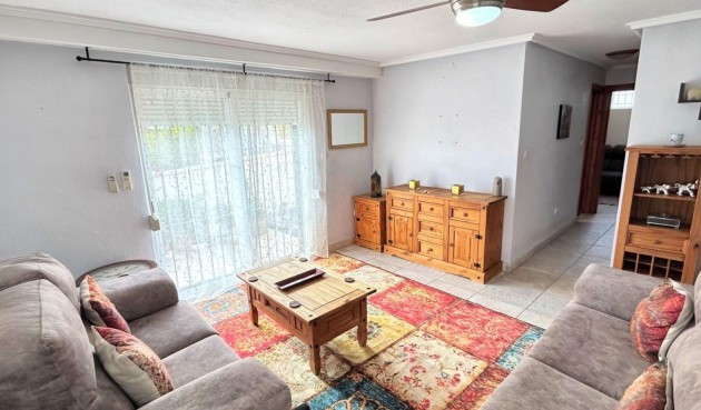 Brukt - Town House -
Orihuela Costa - Costa Blanca