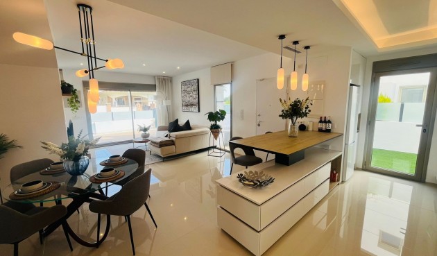 Brukt - Villa -
Los Alcazares - Costa Calida