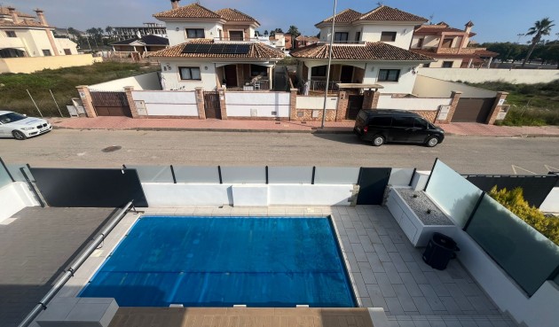 Brukt - Villa -
Los Alcazares - Costa Calida