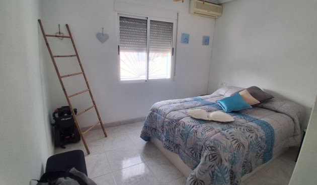 Brukt - Villa -
Rojales - Inland