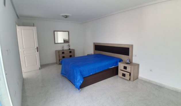 Brukt - Villa -
Rojales - Inland