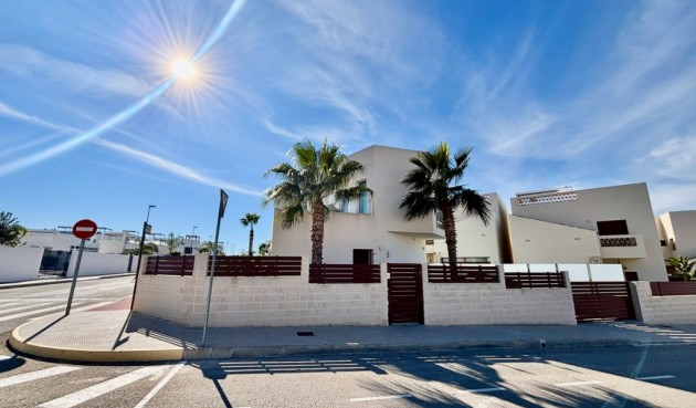 Brukt - Villa -
Benijofar - Costa Blanca