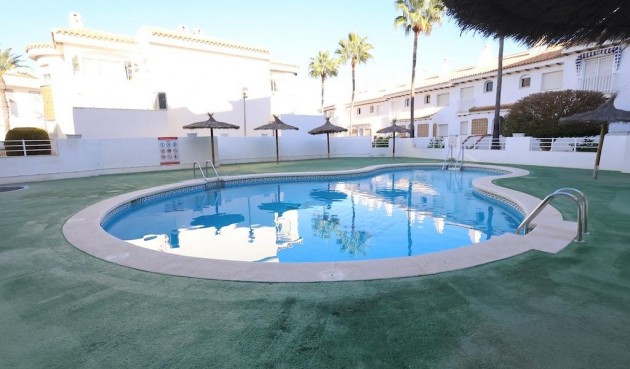 Brukt - Bungalow -
Orihuela Costa - Costa Blanca