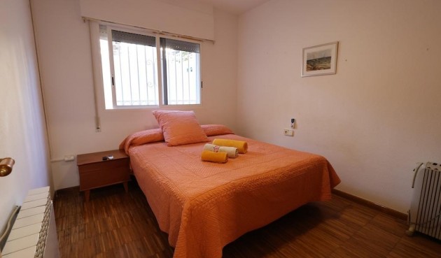 Brukt - Bungalow -
Orihuela Costa - Costa Blanca
