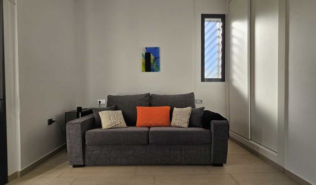 Brukt - Villa -
Cabo Roig - Costa Blanca