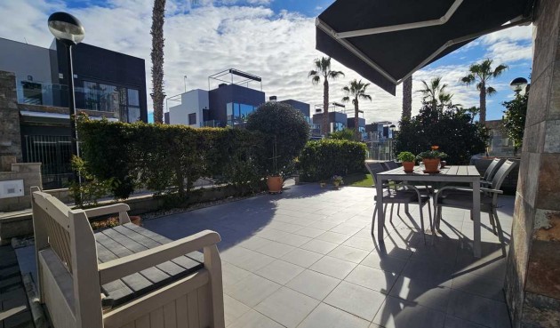 Brukt - Villa -
Cabo Roig - Costa Blanca