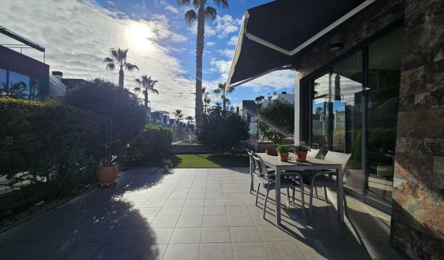 Brukt - Villa -
Cabo Roig - Costa Blanca