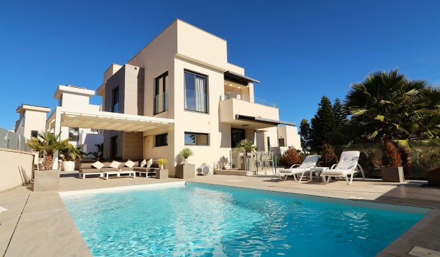 Brukt - Villa -
La Nucía - Costa Blanca