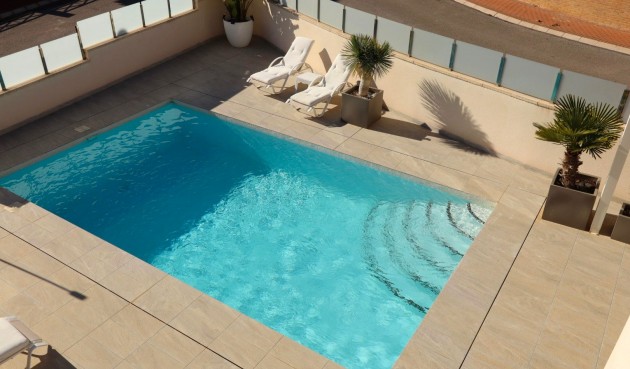 Brukt - Villa -
La Nucía - Costa Blanca