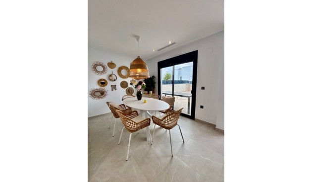 Brukt - Villa -
Benijofar - Costa Blanca