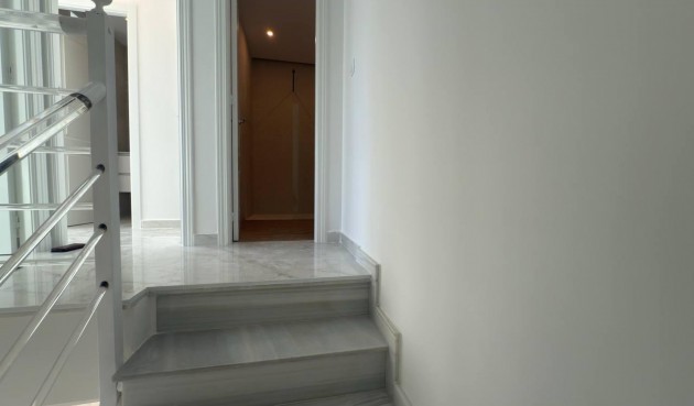 Brukt - Town House -
Torrevieja - aguas nuevas