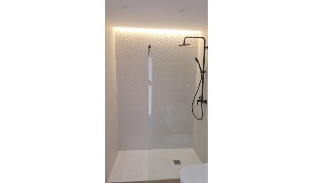 Brukt - Town House -
Torrevieja - aguas nuevas