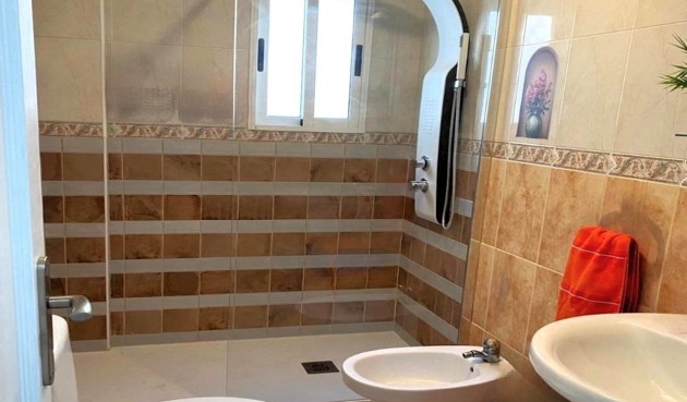 Brukt - Toppleilighet -
Torrevieja - Playa del Cura