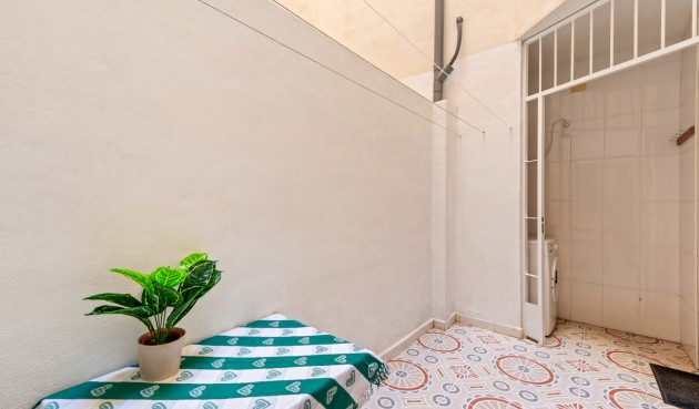 Resale - Apartment -
Torrevieja - PARQUE DE LAS NACIONES