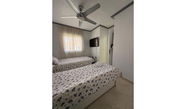 Brukt - Toppleilighet -
Playa Flamenca - Costa Blanca