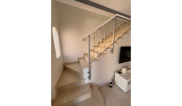 Brukt - Toppleilighet -
Playa Flamenca - Costa Blanca