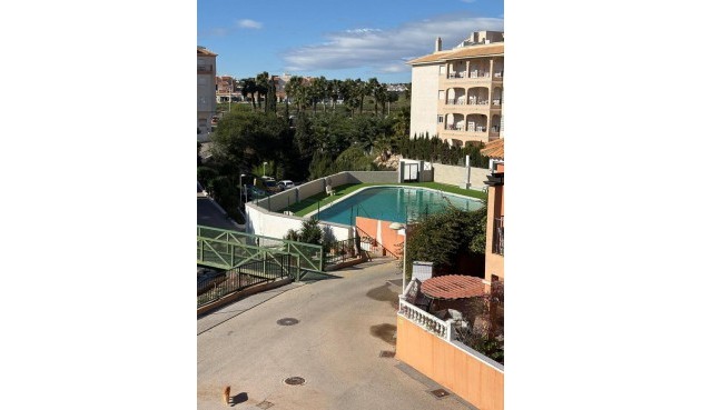 Brukt - Toppleilighet -
Playa Flamenca - Costa Blanca