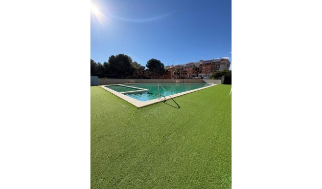 Brukt - Toppleilighet -
Playa Flamenca - Costa Blanca