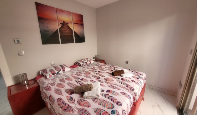 Brukt - Villa -
Orihuela Costa - Costa Blanca