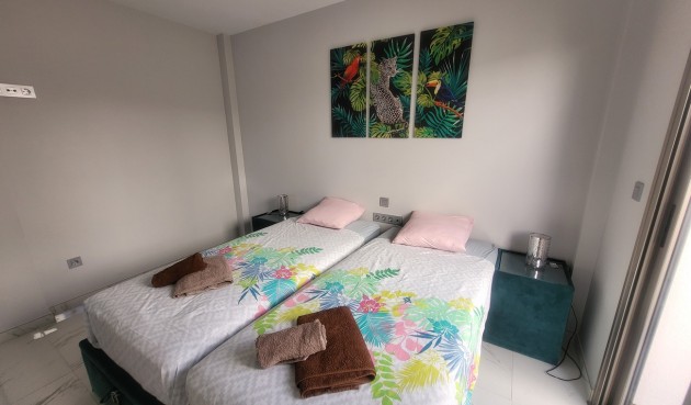 Brukt - Villa -
Orihuela Costa - Costa Blanca