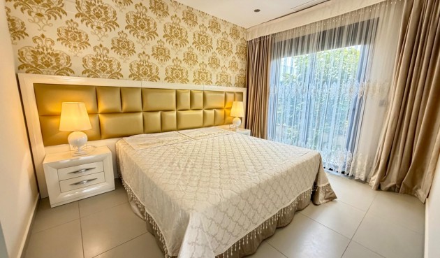 Brukt - Villa -
Rojales - Cuidad Quesada