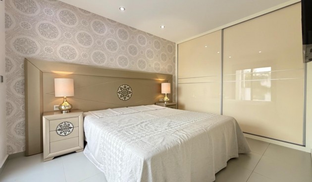 Brukt - Villa -
Rojales - Cuidad Quesada