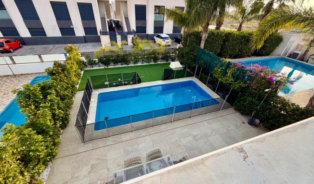 Brukt - Villa -
Rojales - Cuidad Quesada