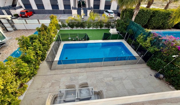 Brukt - Villa -
Rojales - Cuidad Quesada