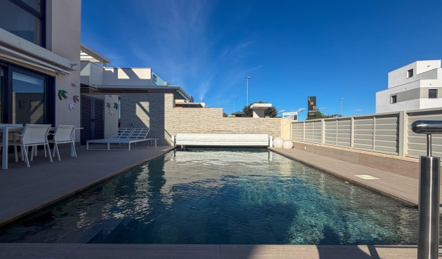 Brukt - Villa -
San Miguel de Salinas - Bellavista