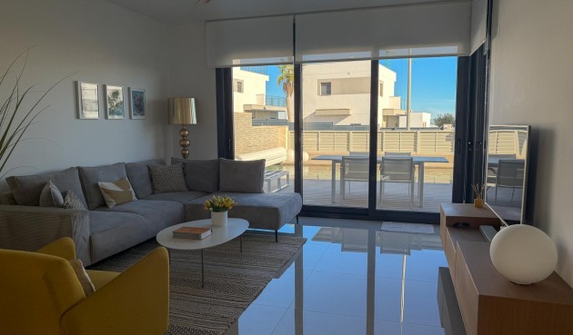 Brukt - Villa -
San Miguel de Salinas - Bellavista