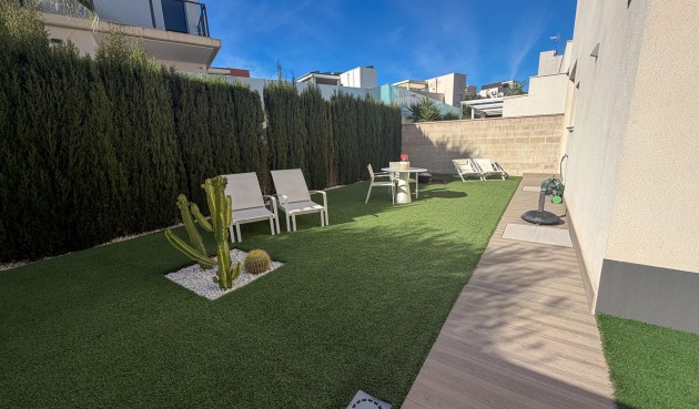 Brukt - Villa -
San Miguel de Salinas - Bellavista