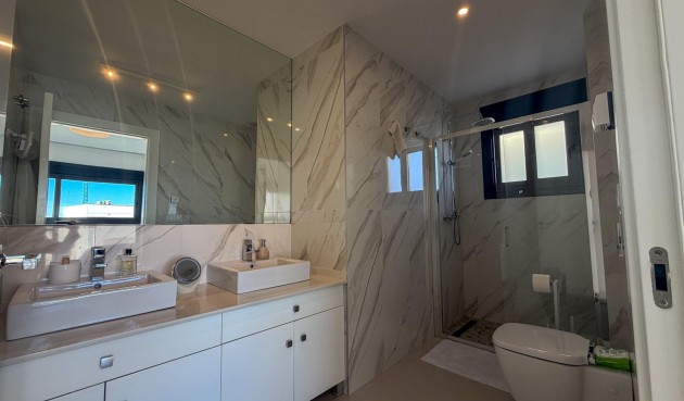 Brukt - Villa -
San Miguel de Salinas - Bellavista