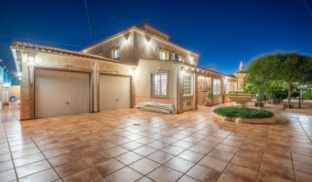 Brukt - Villa -
Torrevieja - El Chaparral