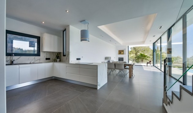 Brukt - Villa -
Jávea - Costa Blanca