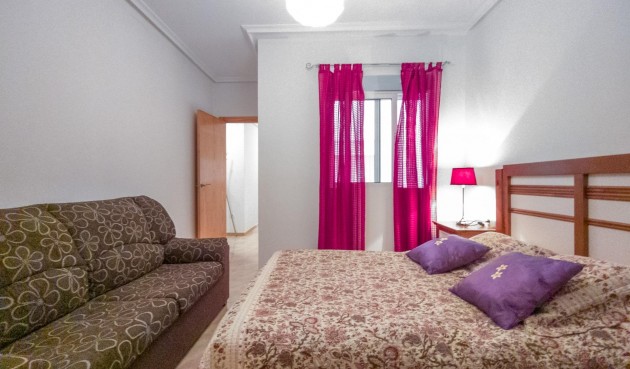 Brukt - Apartment -
Torrevieja - Acequion