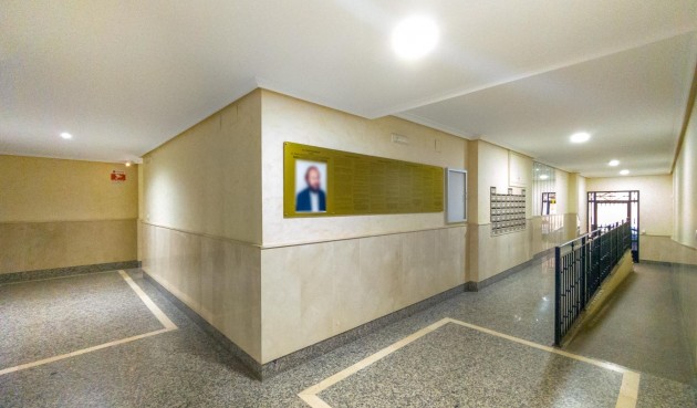 Brukt - Apartment -
Torrevieja - Acequion