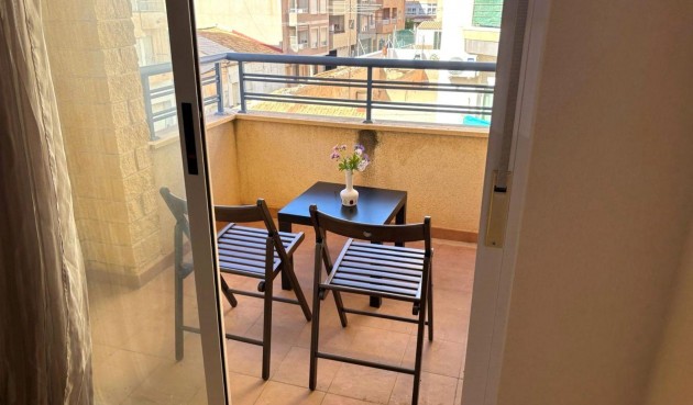 Brukt - Apartment -
Torrevieja - Centro