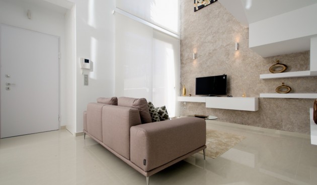 Brukt - Villa -
Ciudad Quesada - Costa Blanca