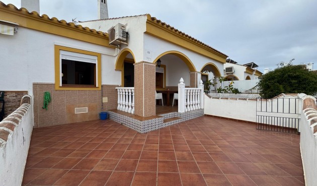 Brukt - Town House -
Pilar de la Horadada - Torre De La Horadada