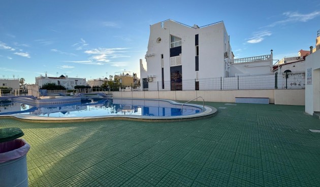 Brukt - Semi Detached -
Torrevieja - Carrefour