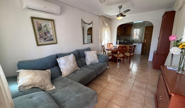 Resale - Bungalow -
Torrevieja