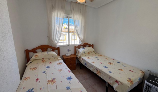 Resale - Bungalow -
Torrevieja